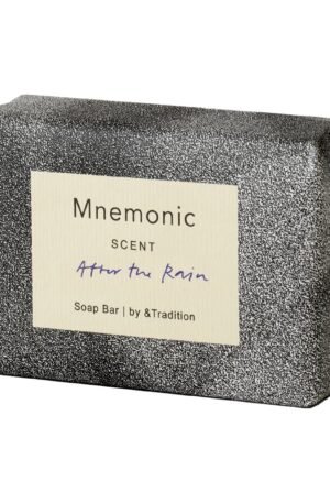 &Tradition Mnemonic MNC3 -palasaippua 100 g After the rain