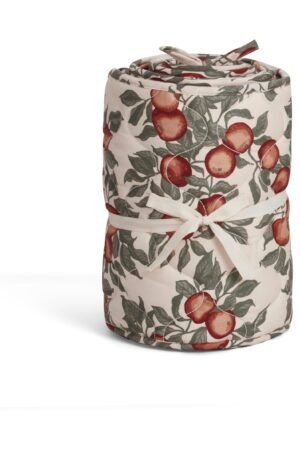 Garbo&Friends Pomme Satin Quilted pinnasängyn reunapehmuste 360x30x0,5 cm