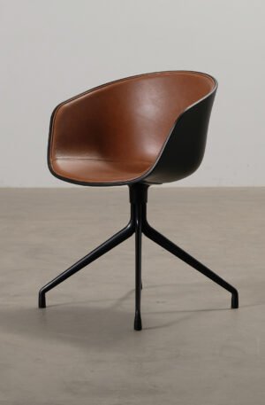 HAY About a Chair AAC20 ruskea / musta