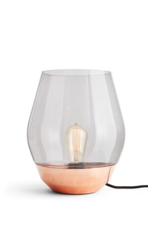 New Works Bowl pöytävalaisin Raw copper, vaalea savuvärjätty lasi