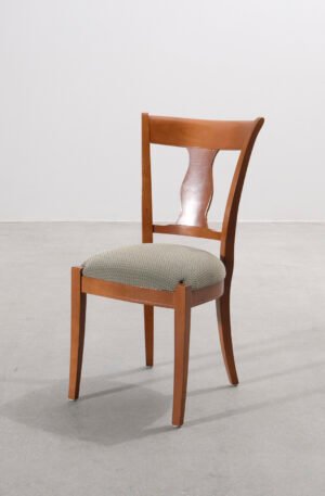 Ruokatuoli kangasistuimella