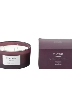 Illume x Bloomingville Vintage Cedarwood -tuoksukynttilä 250 g