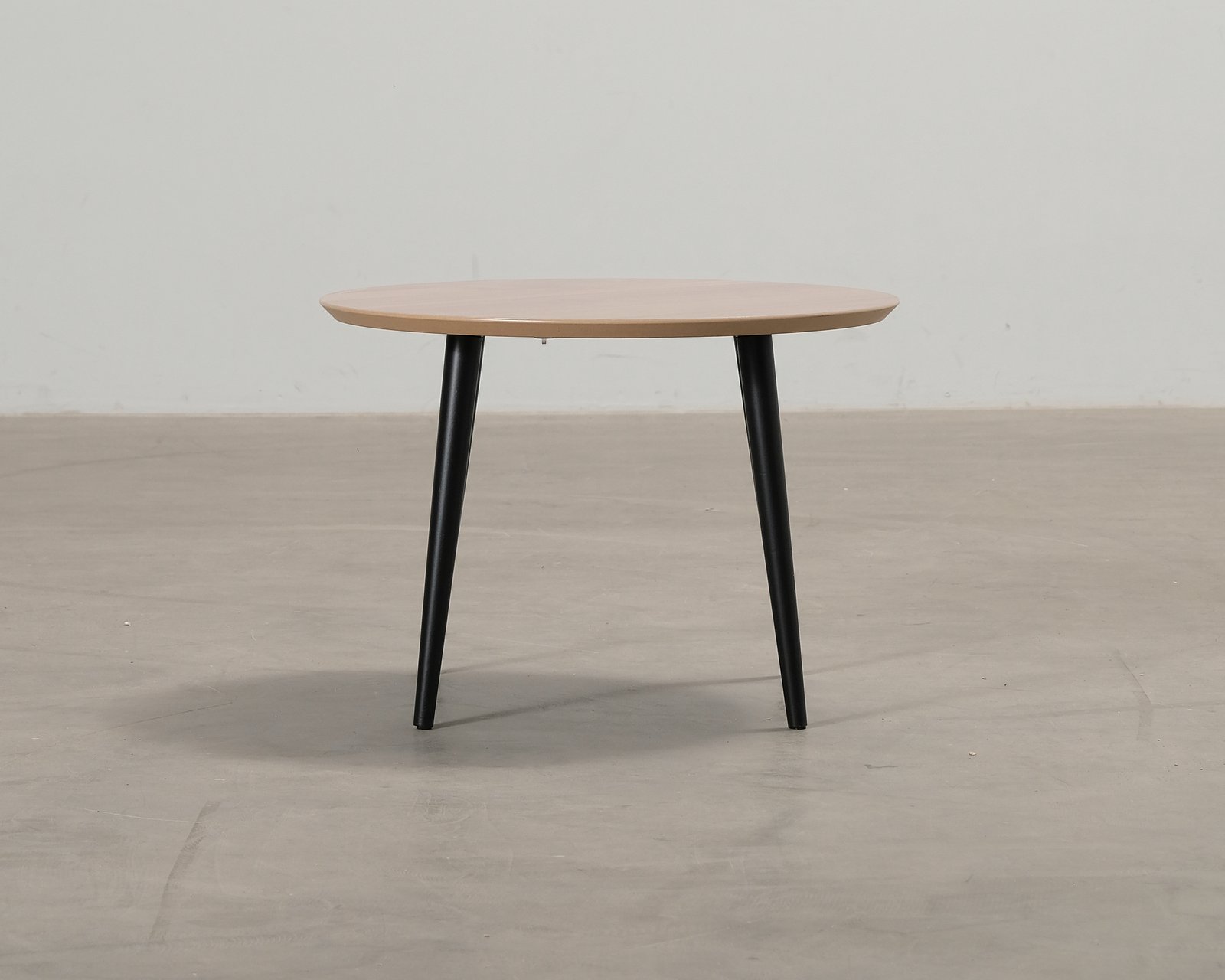 Sofacompany Hubert sohvapöytä ø 60 cm pähkinä