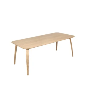 GUBI Gubi suorakulmainen ruokapöytä Oak