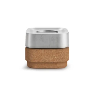 Born In Sweden Korkkikulho Stumpastaken Ettan -kynttilänpidikkeelle Luonnonvärinen