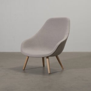 Hay About A Lounge Chair AAL82 nojatuoli vaaleanharmaa