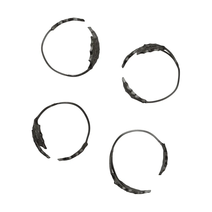 Ferm Living Holly leaf servettirengas Ø5,3 cm 4-pack Musta messinki