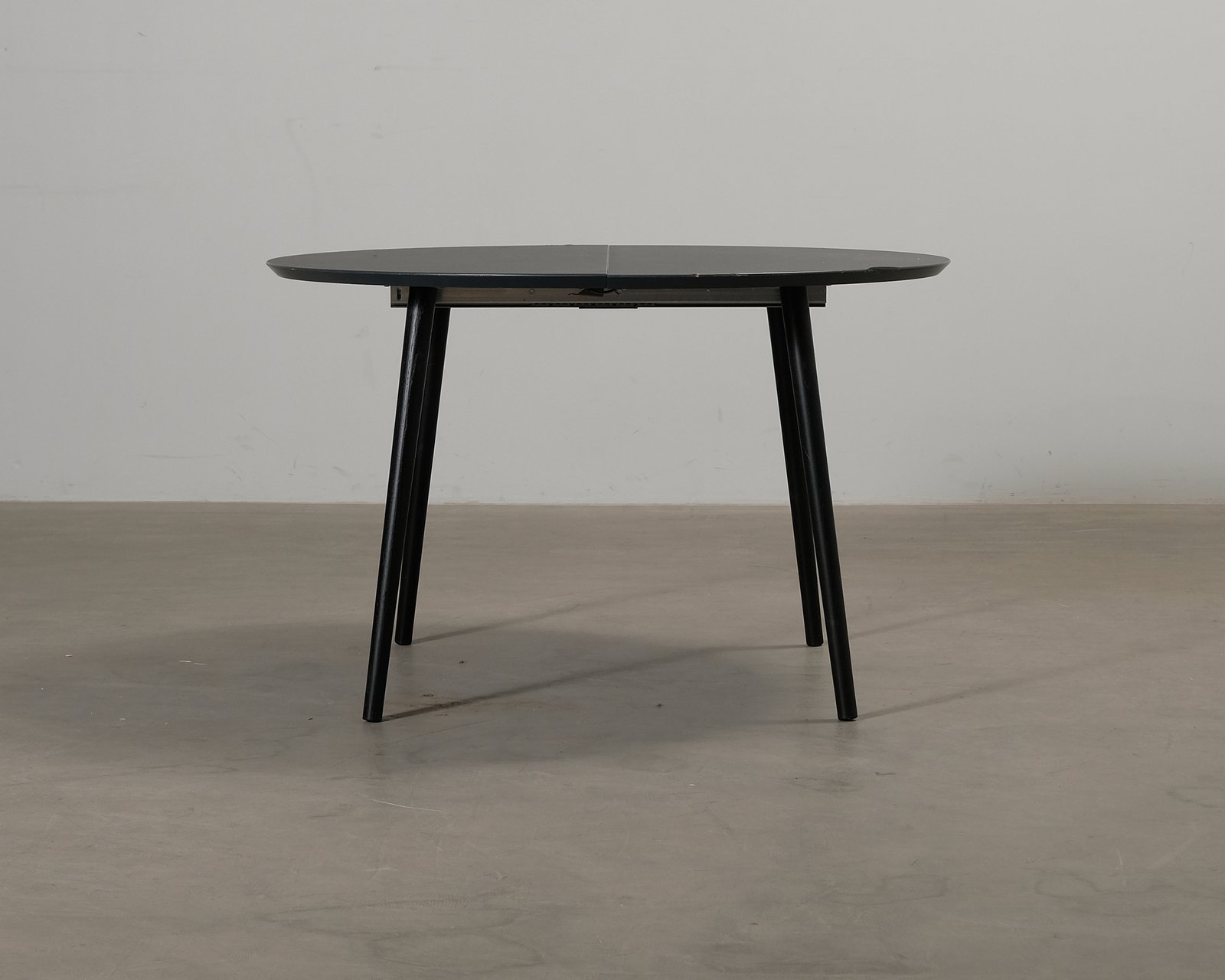 Sofacompany Amelia ruokapöytä 120-170 cm musta