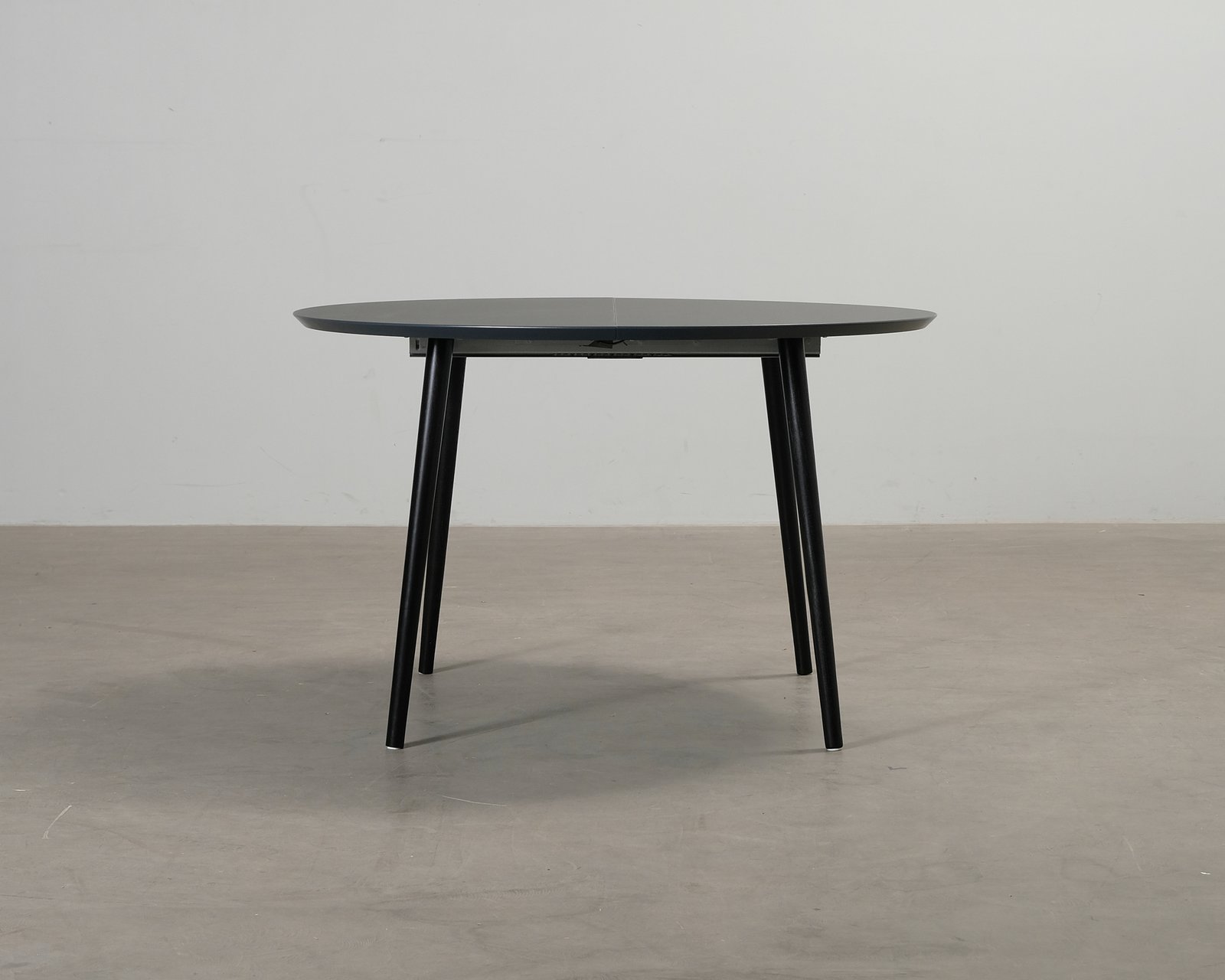 Sofacompany Amelia 120-170 cm musta