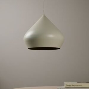 August kattovalaisin creme