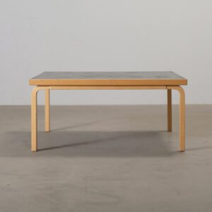 Artek Aalto 84 sohvapöytä 120 x 120 cm koivu / musta