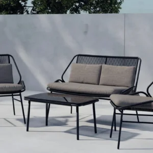 Zakynthos oleskeluryhmä 2-istuttava sohva + 2 nojatuolia pöydällä ulkokäyttöön - Musta