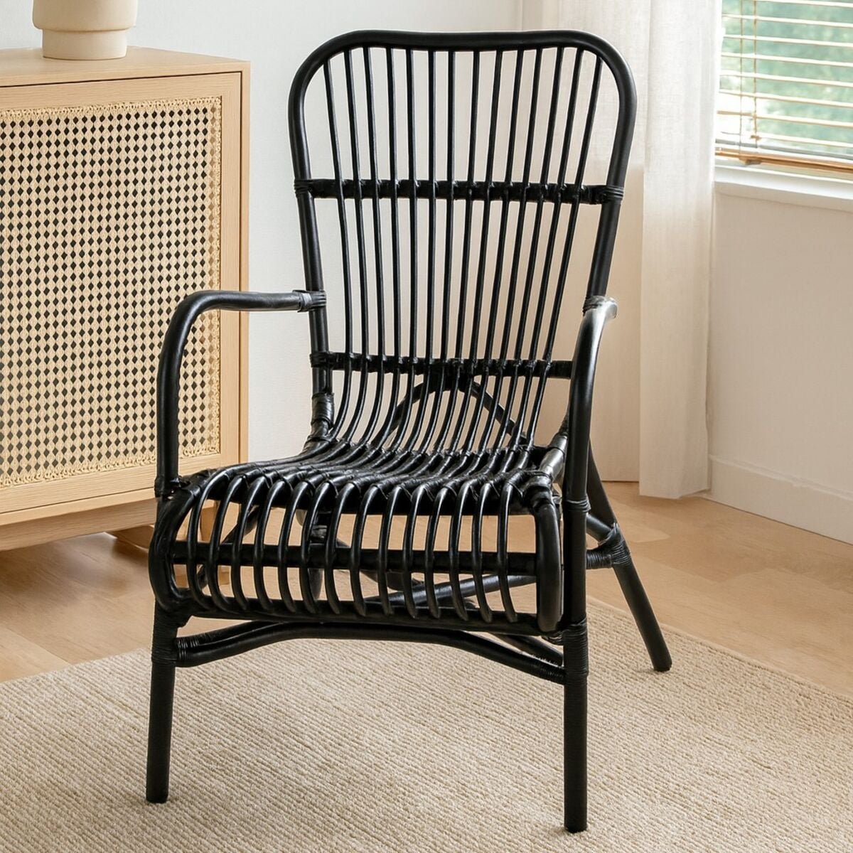 Gina rottinkituoli musta