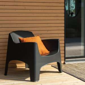 Ibiza nojatuoli musta