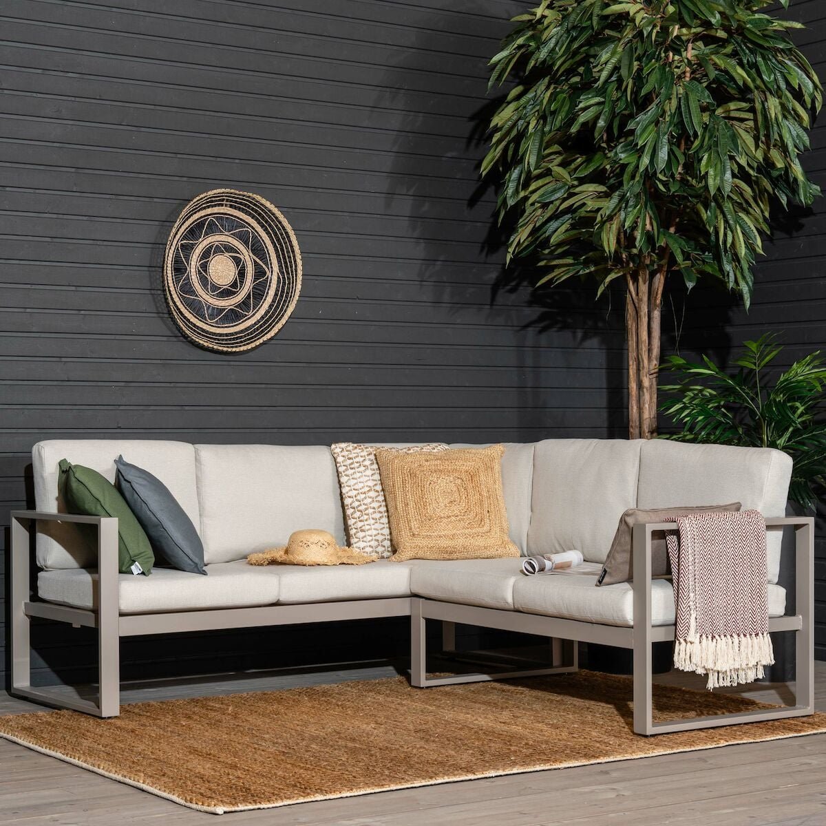 Mooda Kallas kulmasohva greige, hiekka pehmusteet