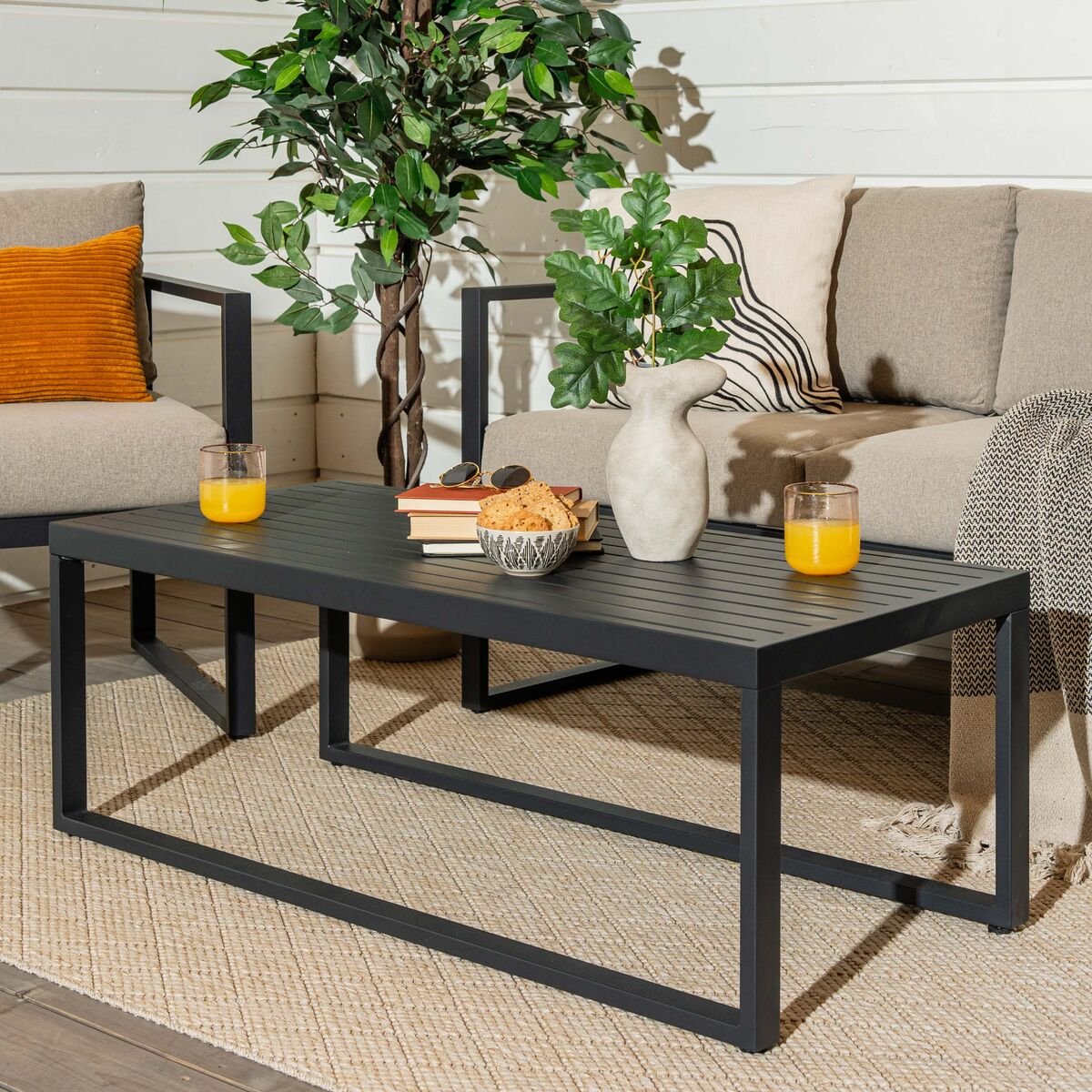 Line sohvapöytä 110x50 cm musta