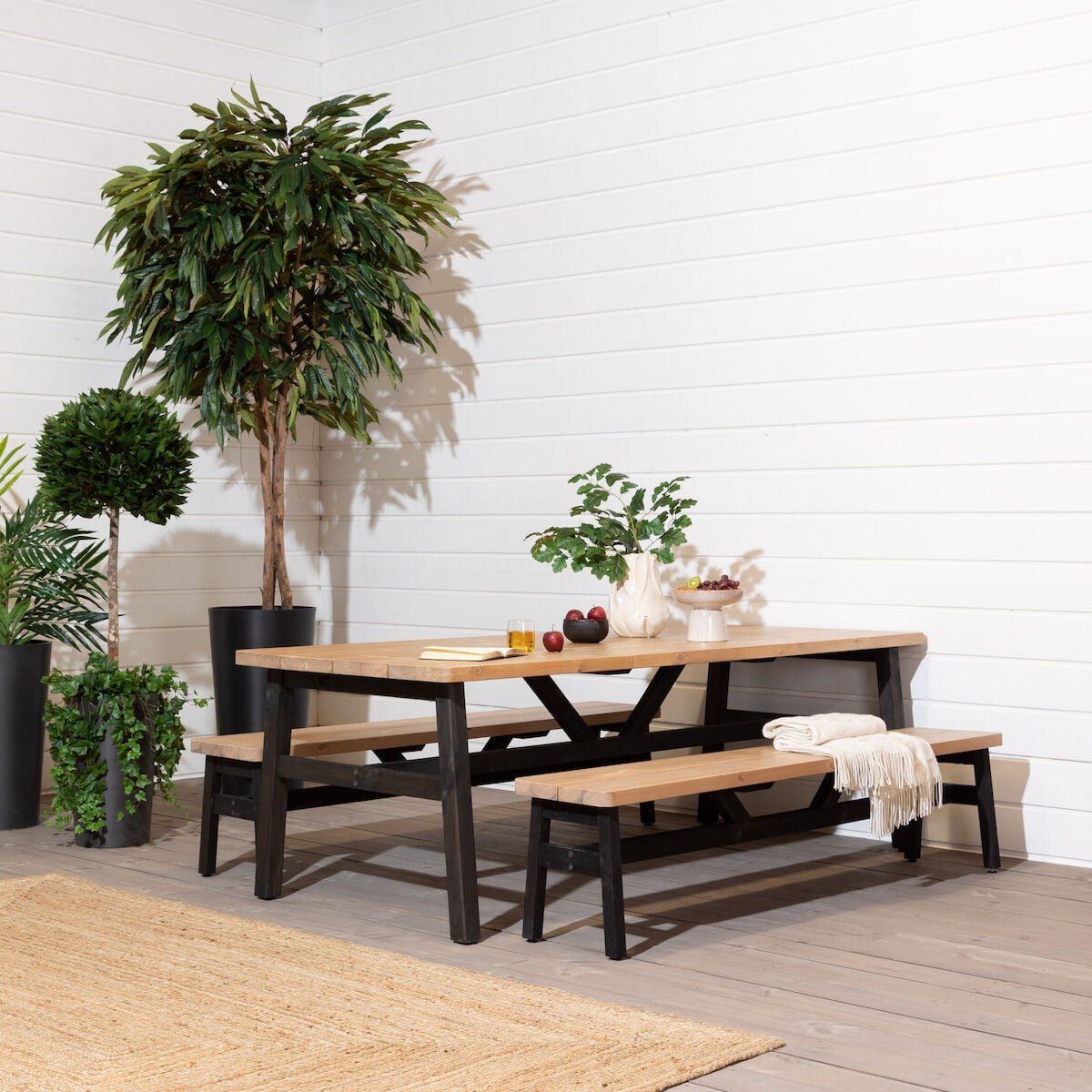 Kalho 8-hengen ruokailuryhmä penkeillä antiikki/musta