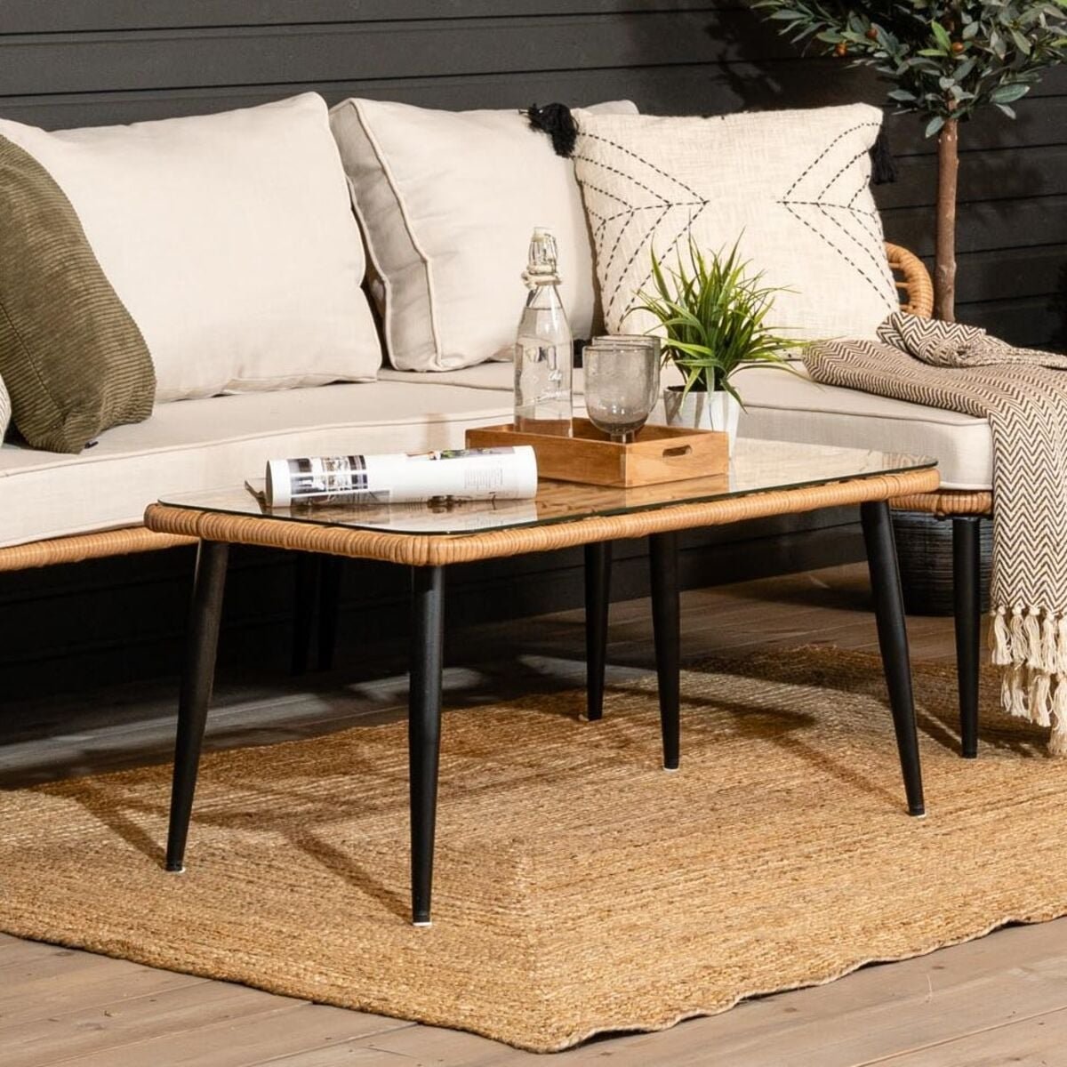 Scandic sohvapöytä lasilla luonnonväri