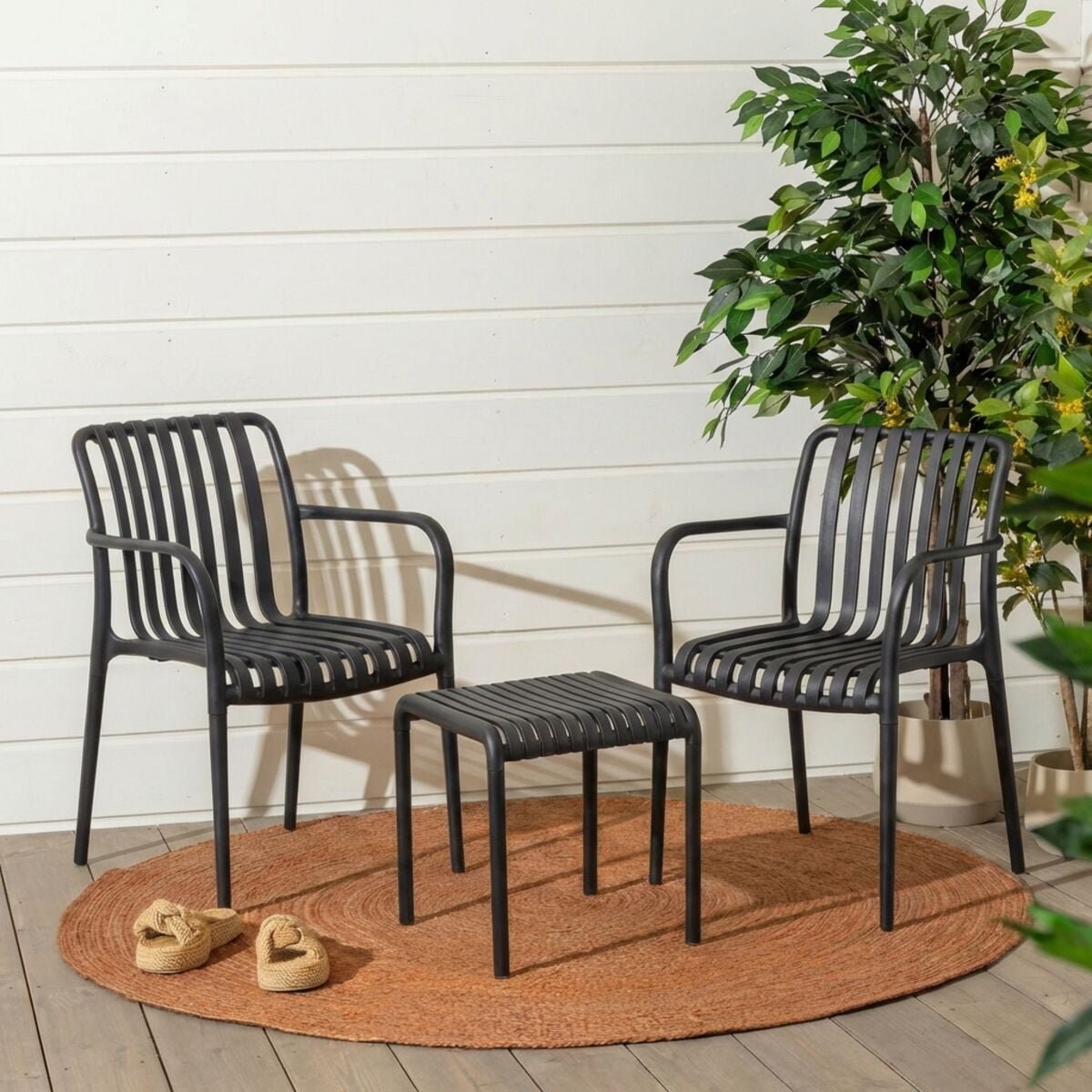 Verde parvekesetti musta