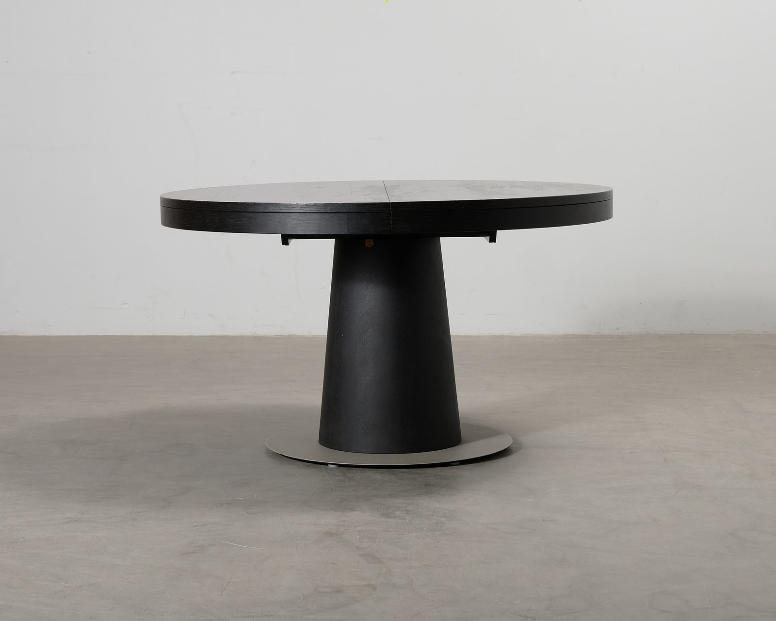 boconcept-granada-jatkettava-ruokapoyta