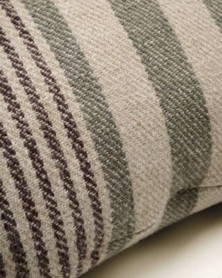 autumn-stripes-koristetyynynpaallinen-monivari-vihrea