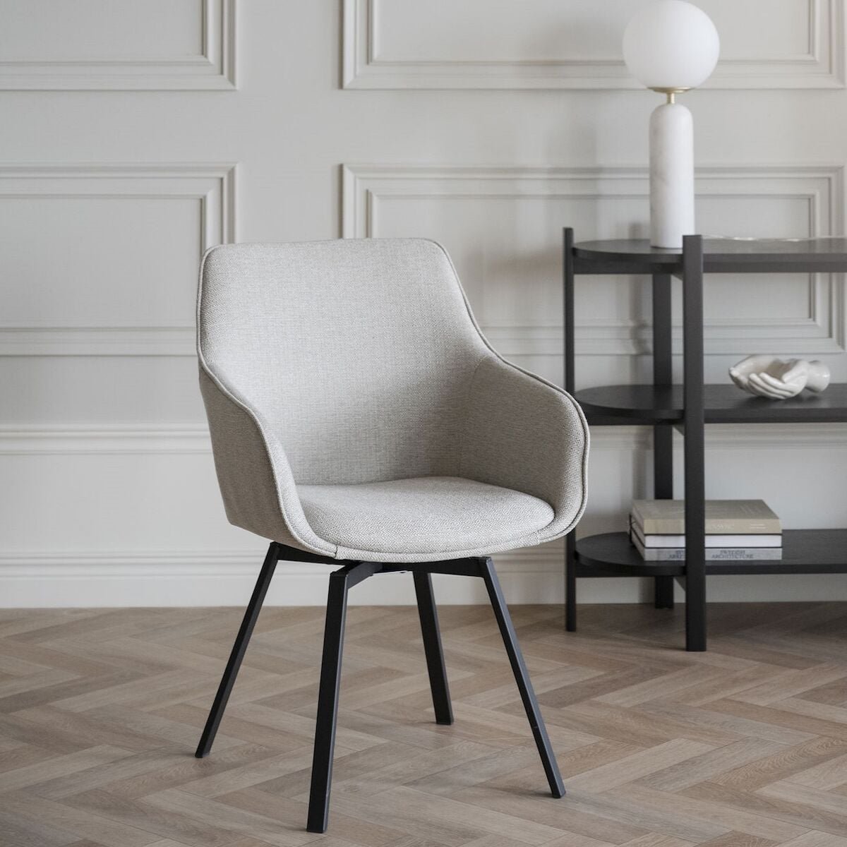 rowico-home-alison-tuoli-kasinojilla-beige-musta