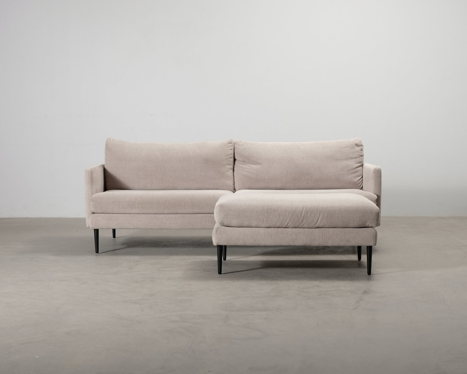 pohjanmaan-nordic-3-istuttava-sohva-rahilla-beige