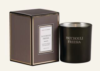 patchouli-freesia-metallic-tuoksukynttila-vihrea