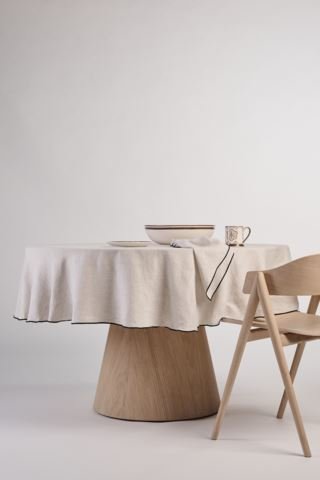 atelier-pyorea-pellavaliina-luonnonvari