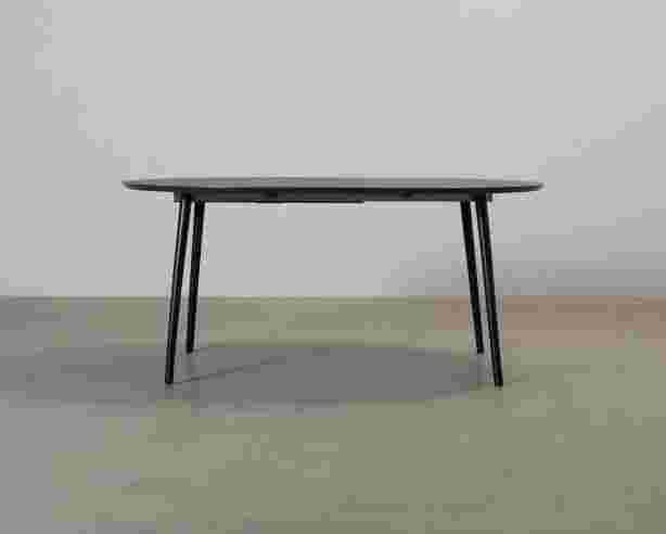 sofacompany-amelia-jatkettava-ruokapoyta-120-170-cm-musta
