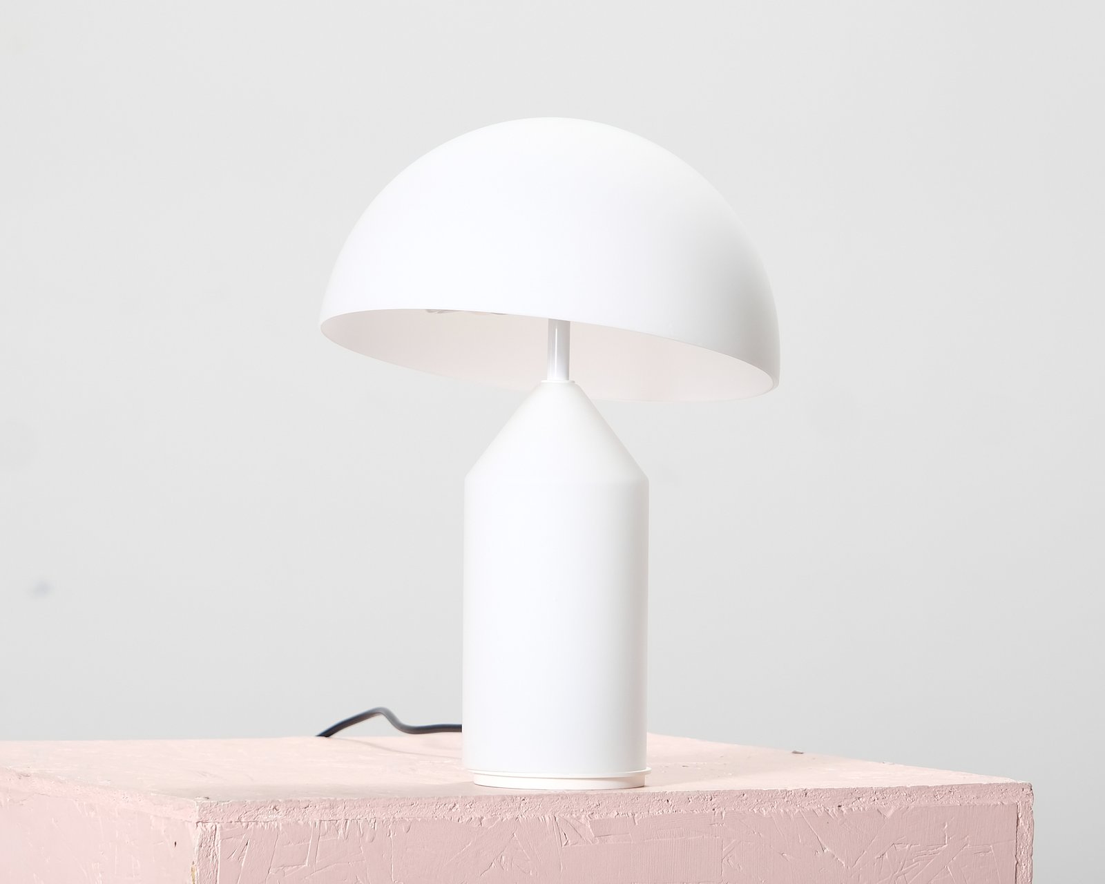 oluce-atollo-238-poytavalaisin-35-cm-opal