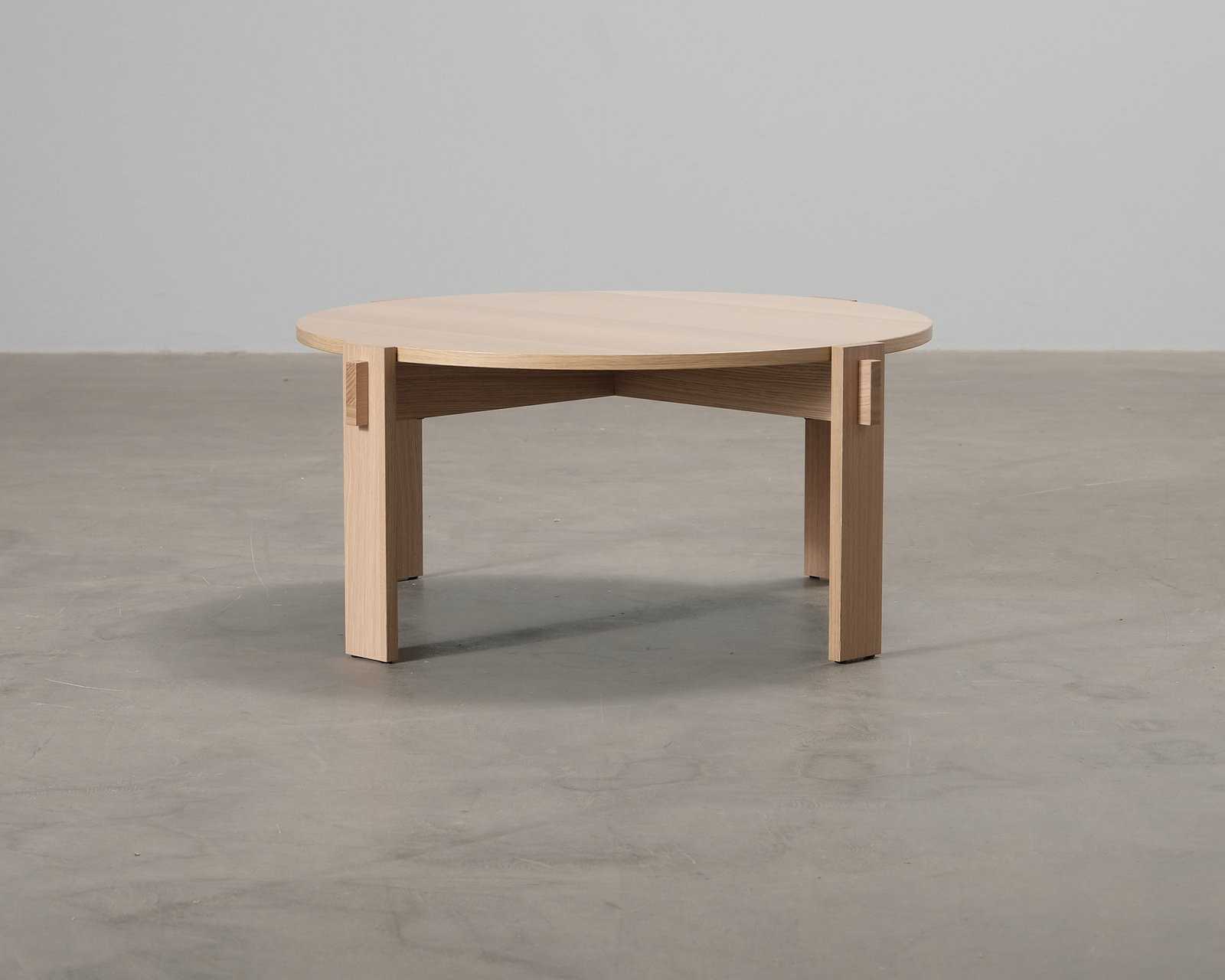 sofacompany-carlo-sohvapoyta-o-85-cm-tammi