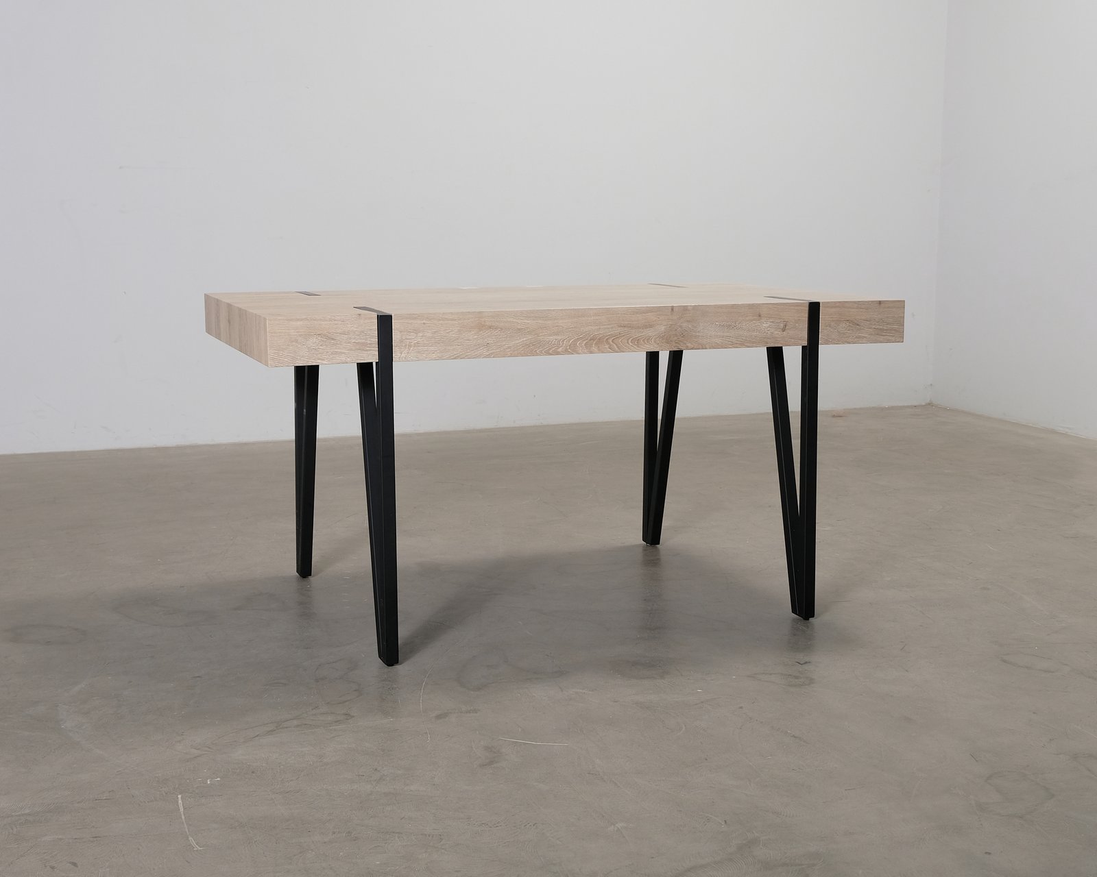 adena-ruokapoyta-150-cm
