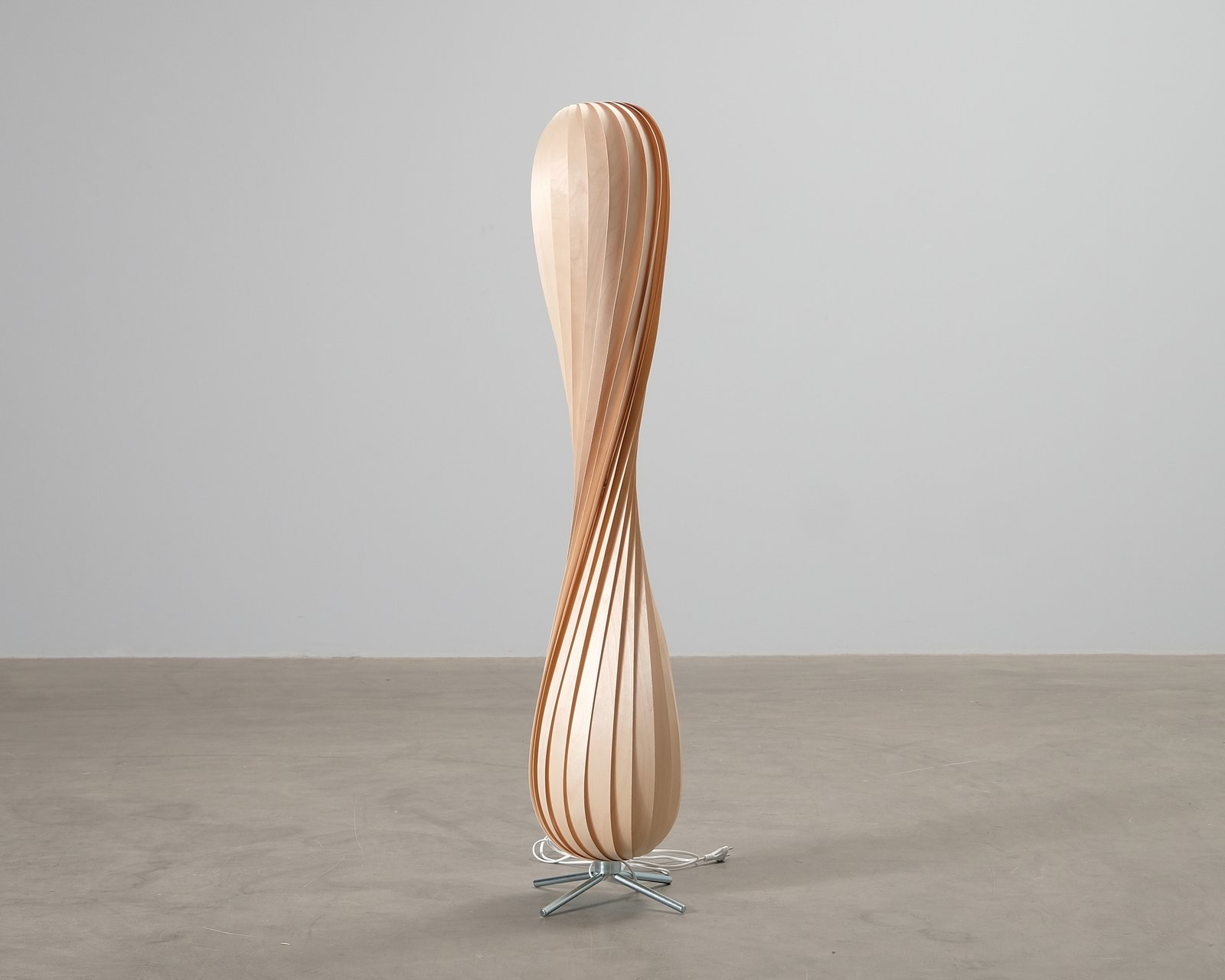 tom-rossau-tr7-lattiavalaisin-natural-3