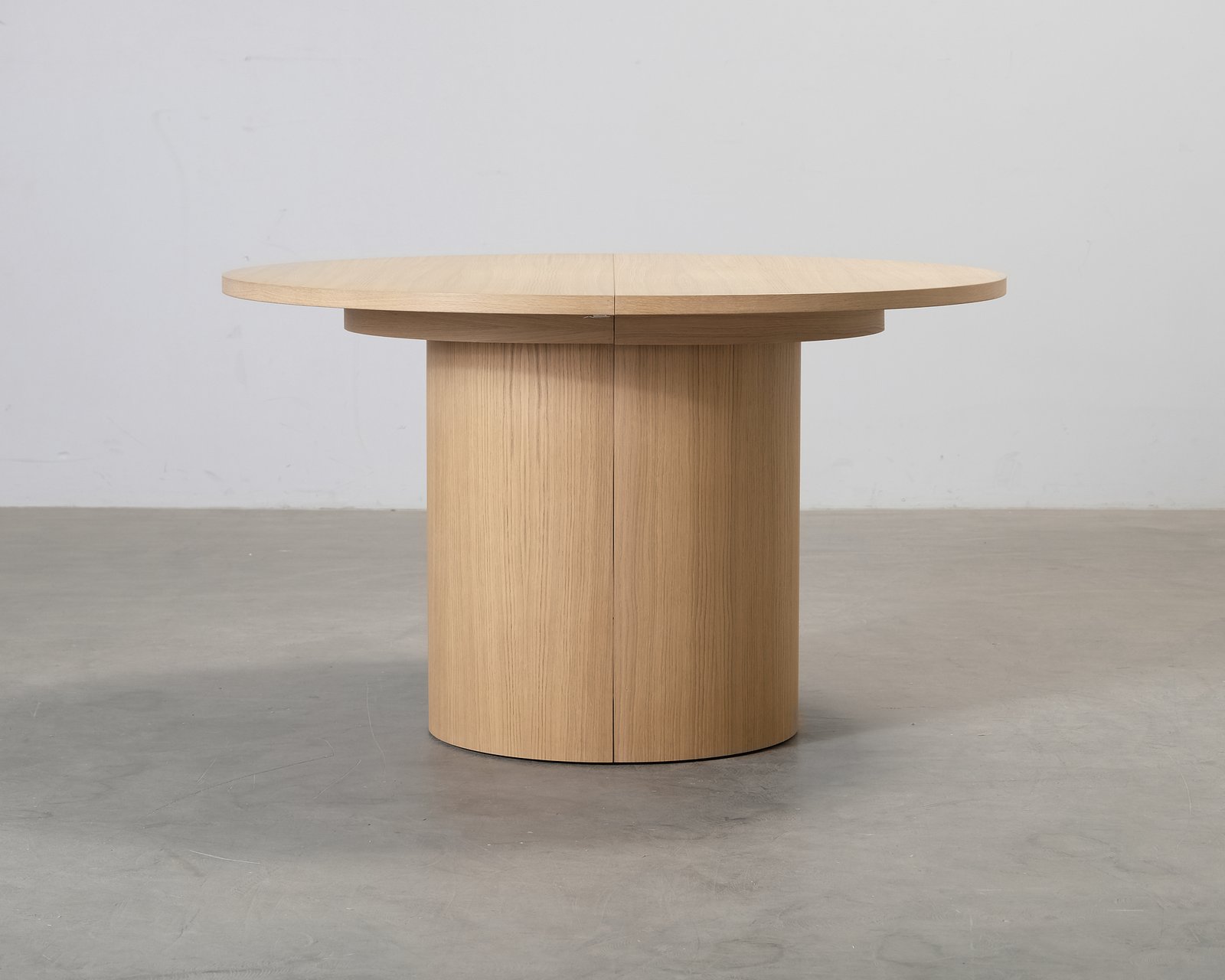 forms-objects-mie-jatkettava-ruokapoyta-127-177-cm-koivu