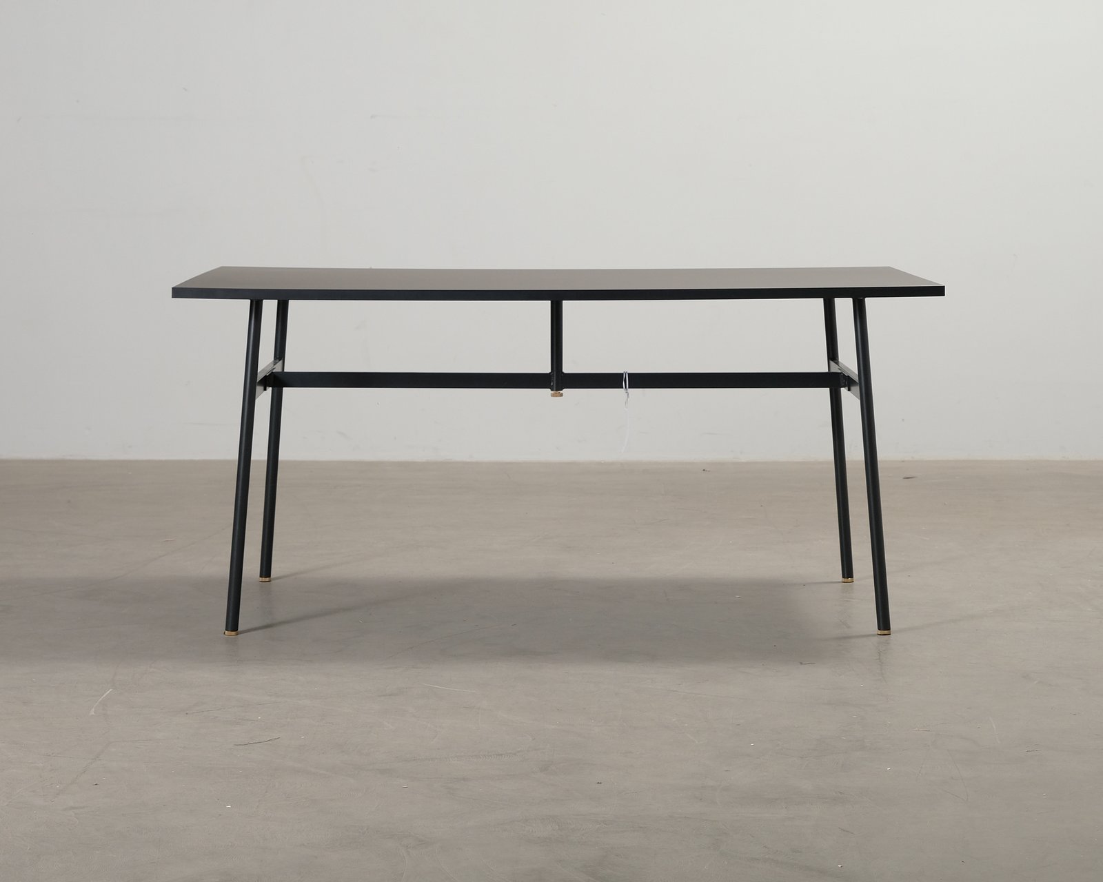 normann-copenhagen-union-poyta-160-cm-musta