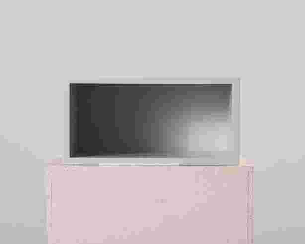 muuto-stacked-hyllymoduuli-pieni-vaaleanharmaa