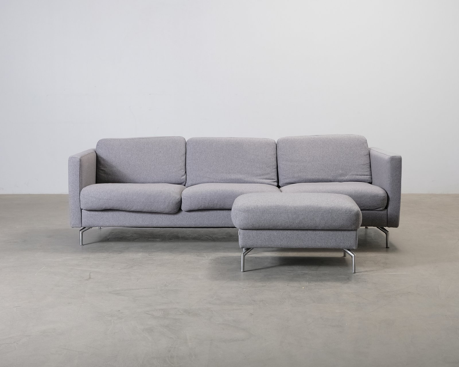 boconcept-osaka-3-istuttava-sohva-rahilla
