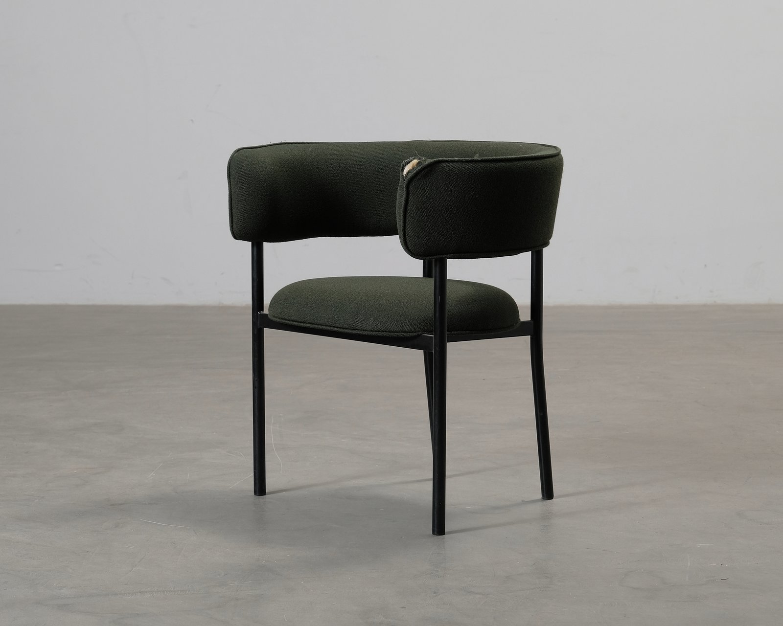 mobel-copenhagen-font-tuoli-tummanvihrea-4
