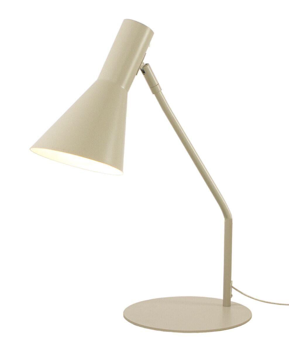 aneta-lighting-ceres-poytavalaisin-hiekka
