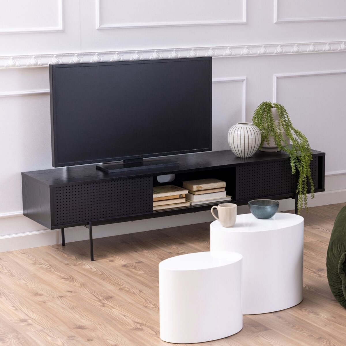 angus-tv-taso-180x40x445-cm-musta