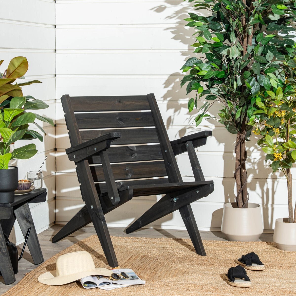 ecofurn-granny-nojatuoli-kasinojilla-musta-manty