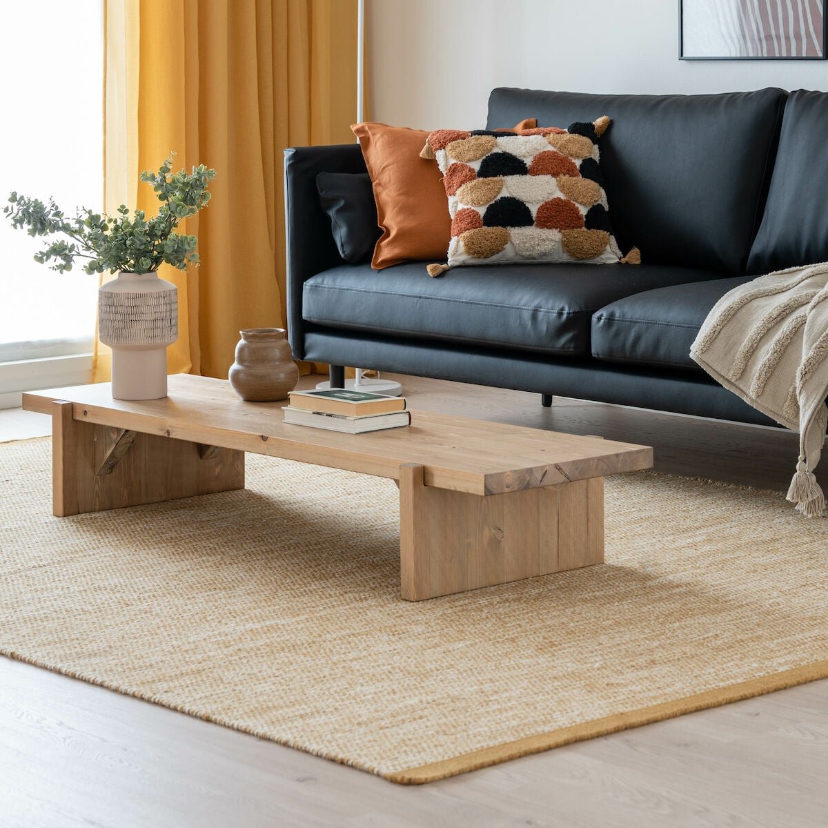 esikko-sohvapoyta-150x45-cm-antiikkipetsattu