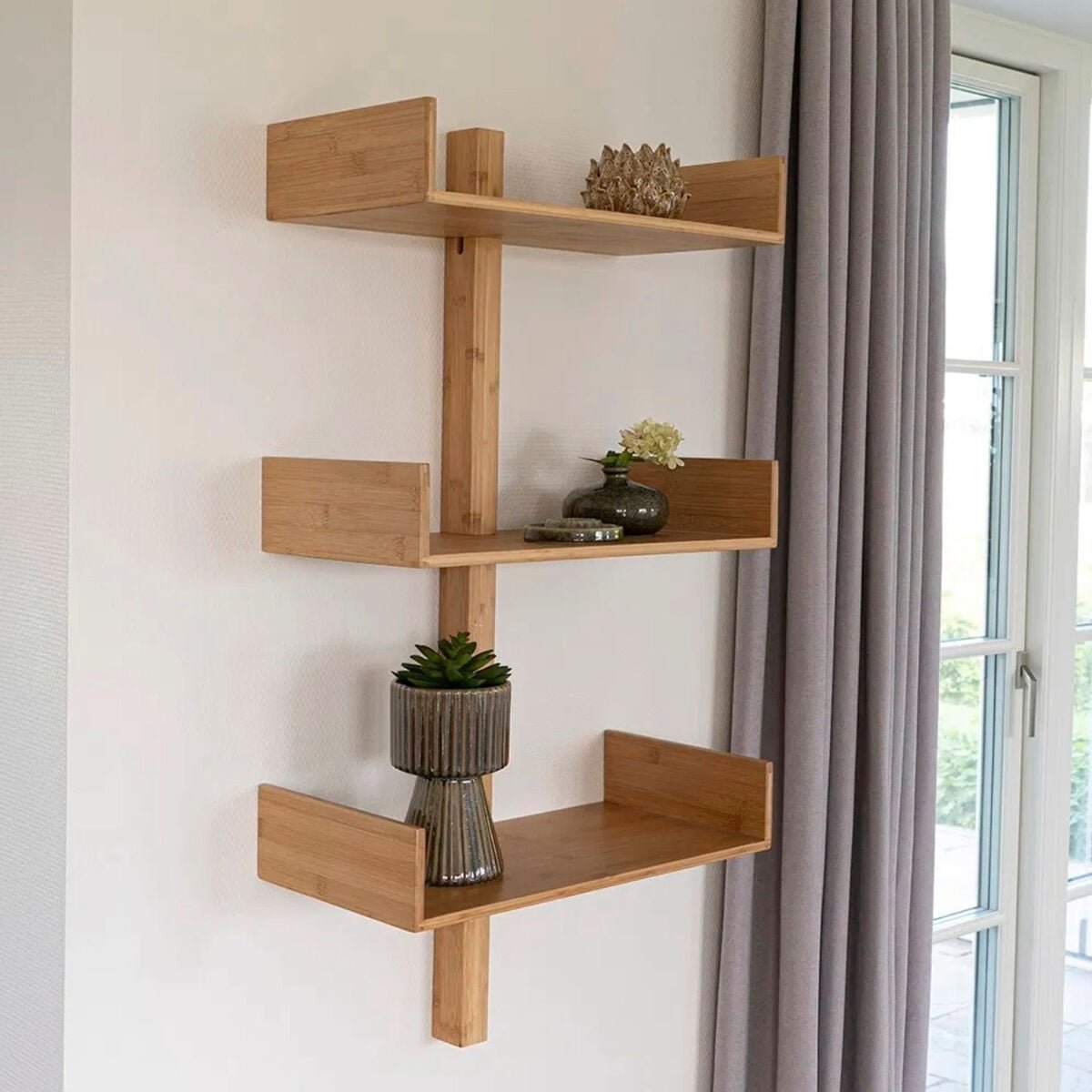 house-nordic-villa-seinahylly-3-hyllylla-bambu