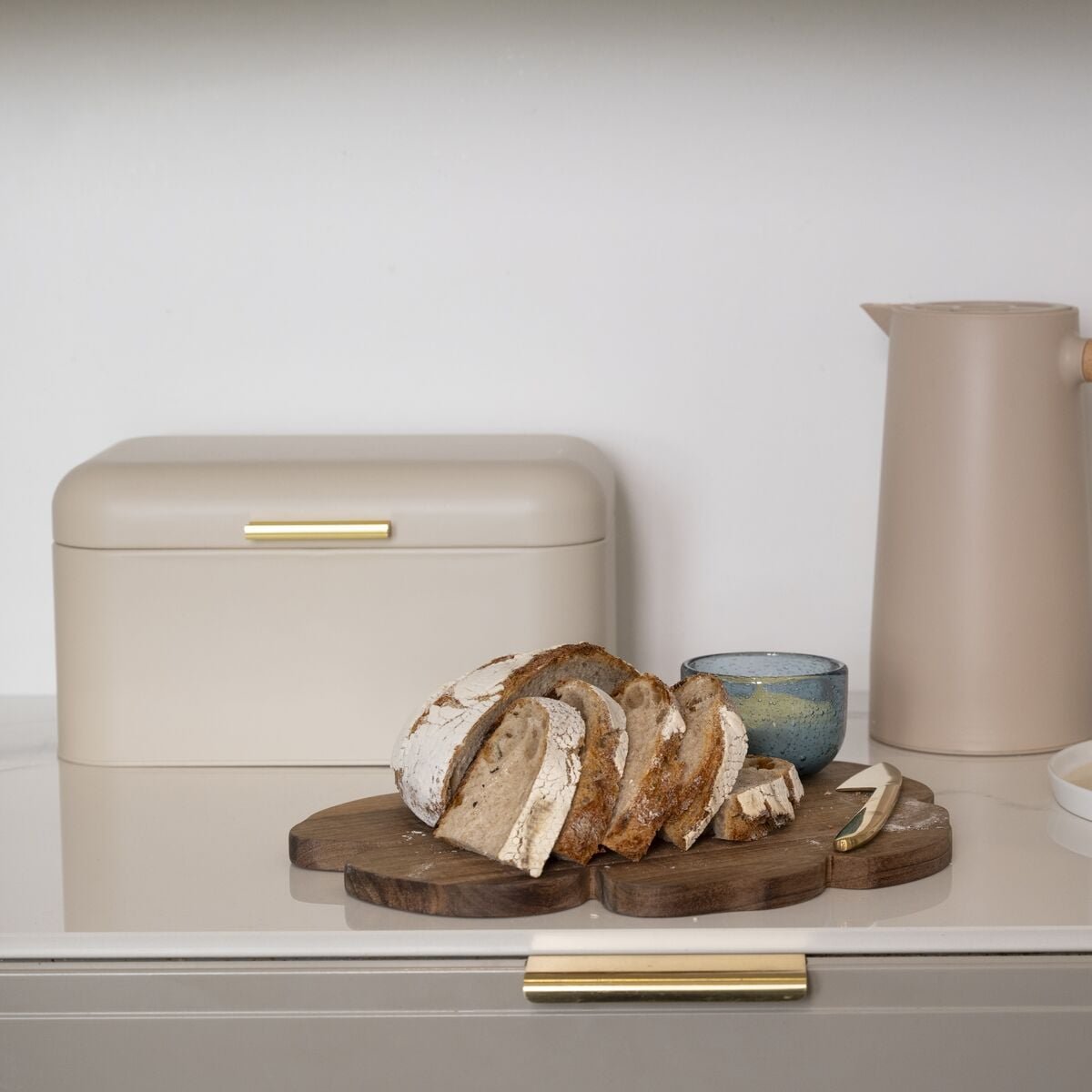 maku-leipalaatikko-beige-30x19x16-cm