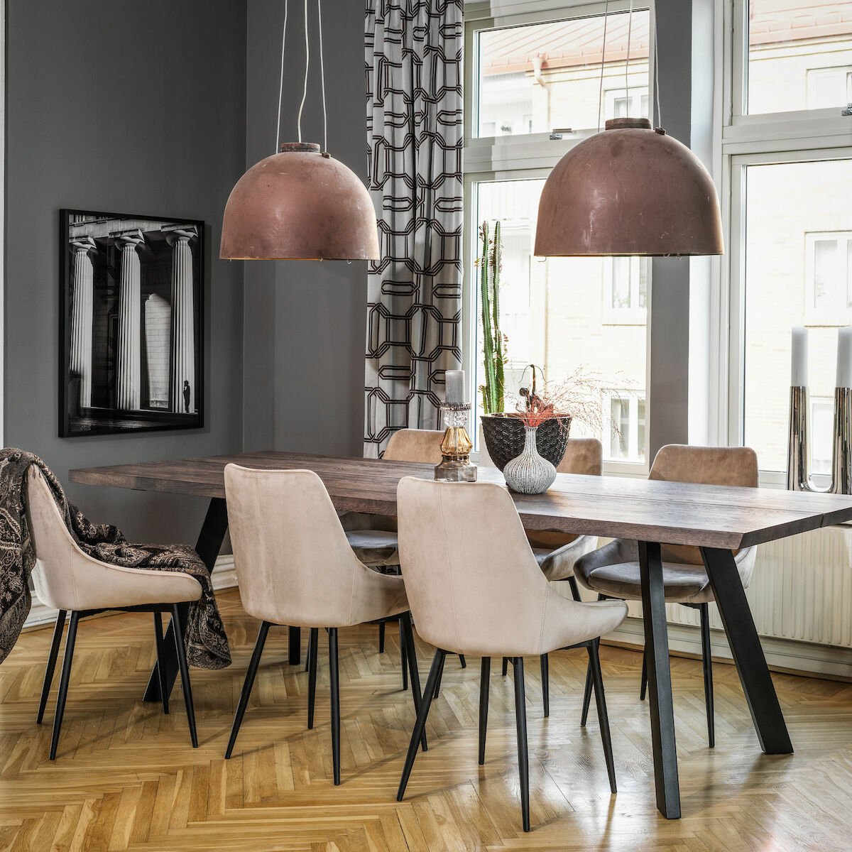 rowico-home-fred-sierra-6-hengen-ruokailuryhma-tummanruskea-beige