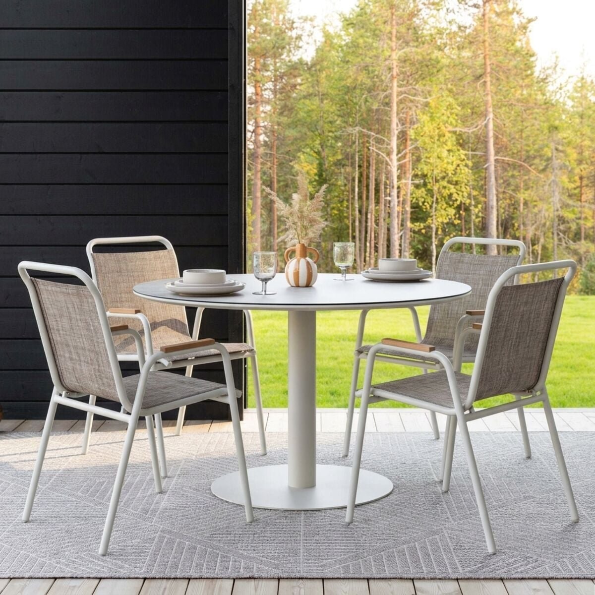 stone-olivia-4-hengen-pyorea-ruokailuryhma-greige