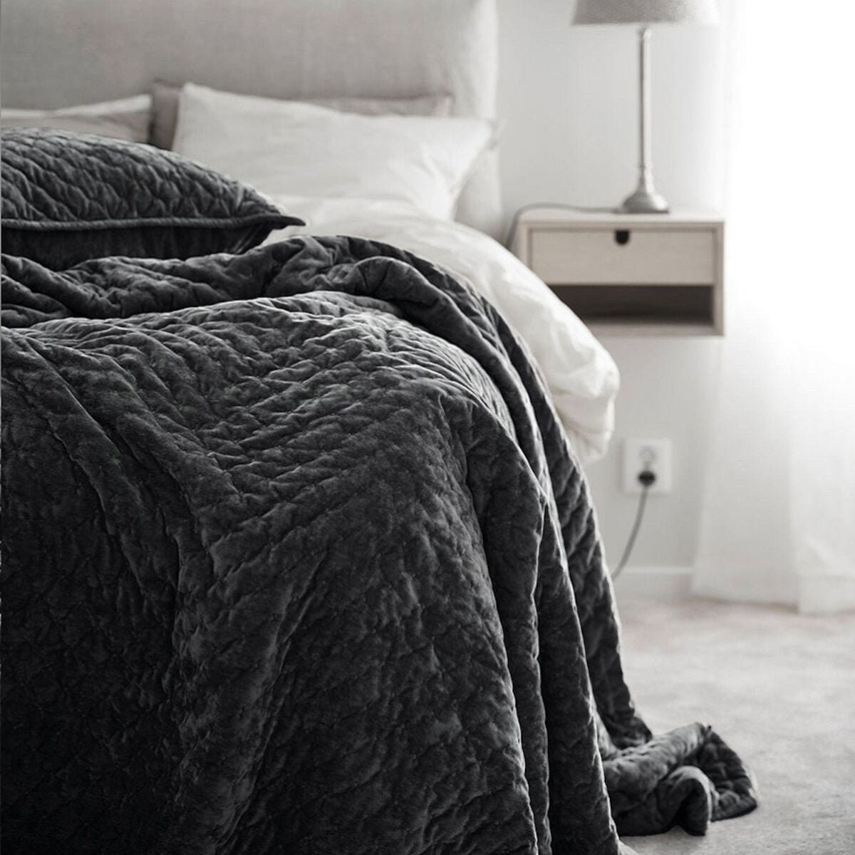 svanefors-cia-paivapeitto-260x260cm-harmaa