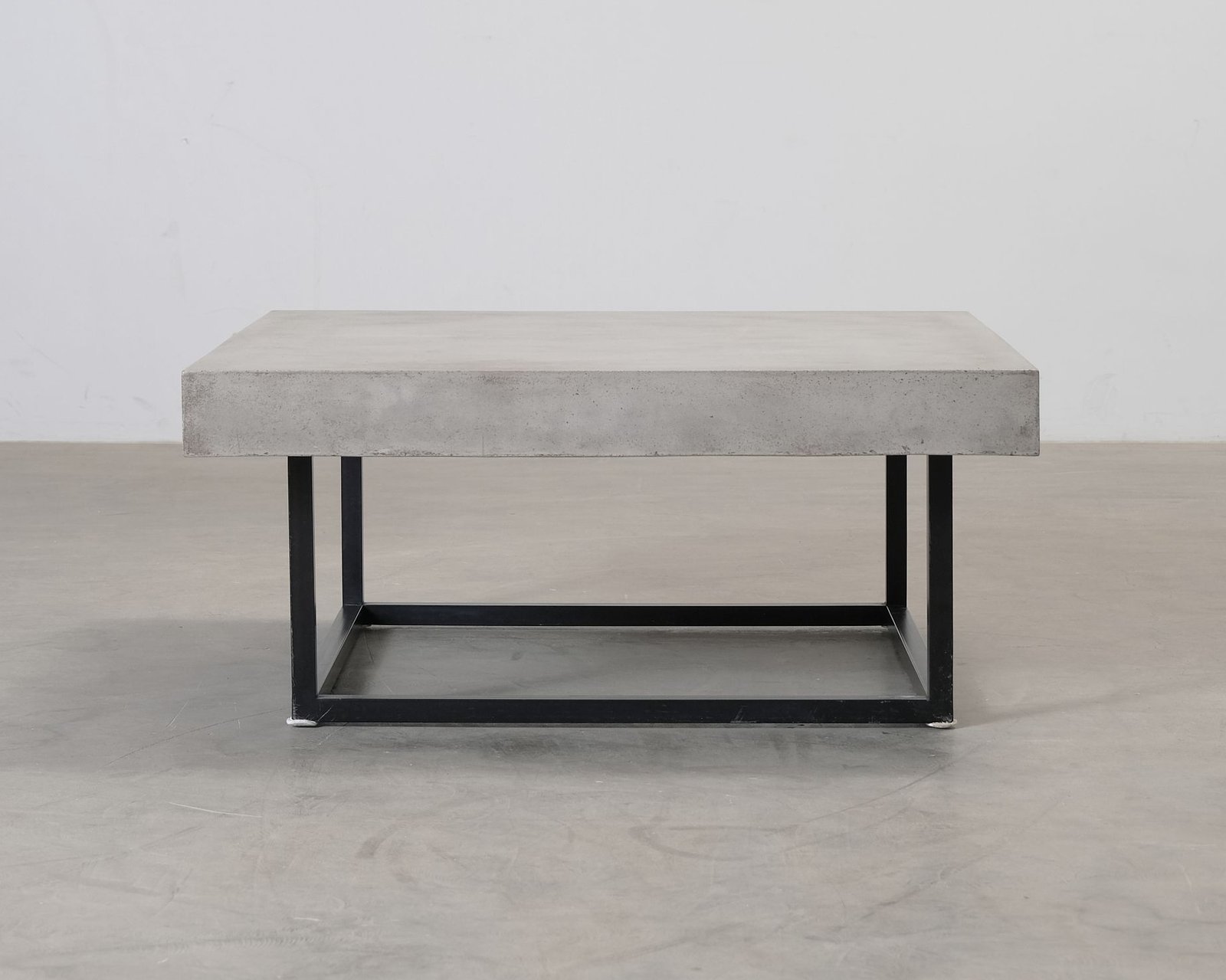 artwood-sohvapoyta-100-x-100-cm-betoni