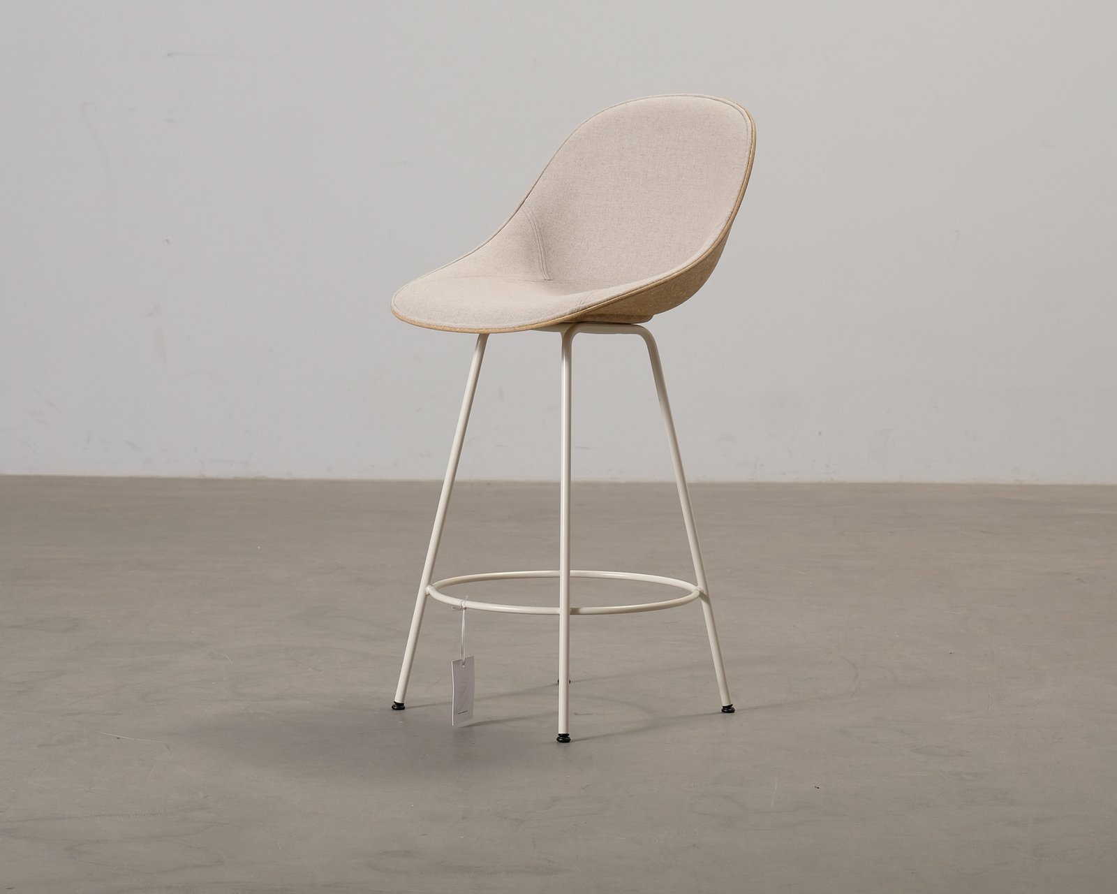 normann-copenhagen-mat-65-cm-baarituoli-kasinojilla